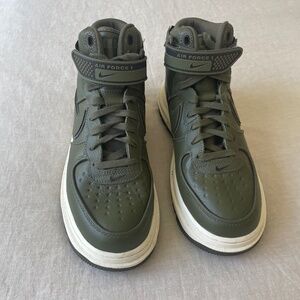Nike Air Force 1 High Gortex Boot in Medium Olive (M7)